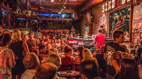 Pete's dueling piano bar. Things To Know About Pete's dueling piano bar. 
